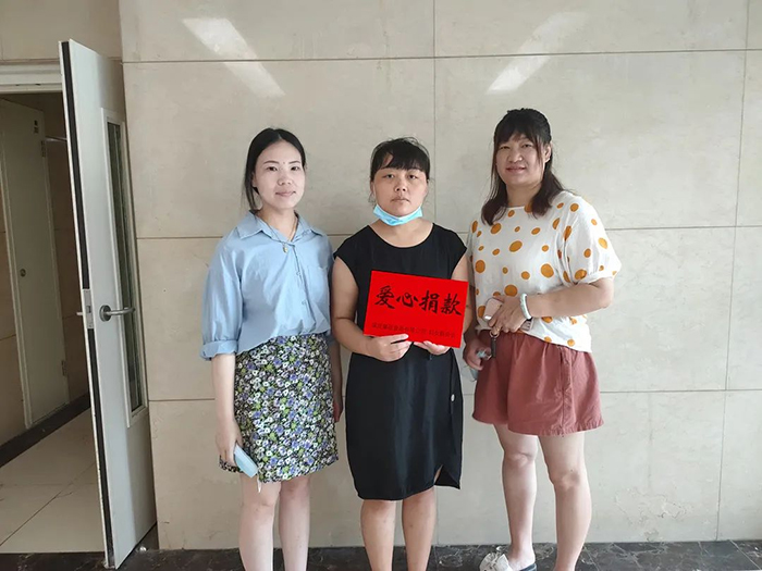 暖心慰問(wèn)，進(jìn)行中
